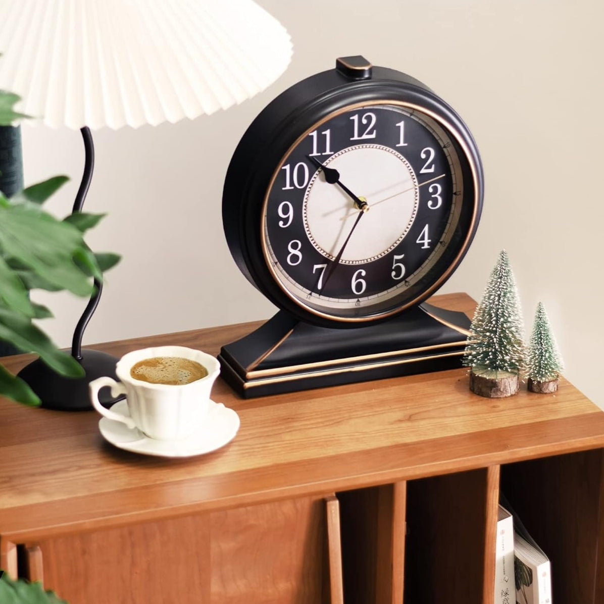 Silent Vintage Black Mantel Clock